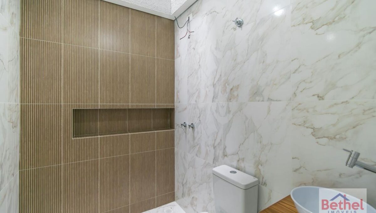 WhatsApp Image 2025-11-21 at 09.33.07 (1)