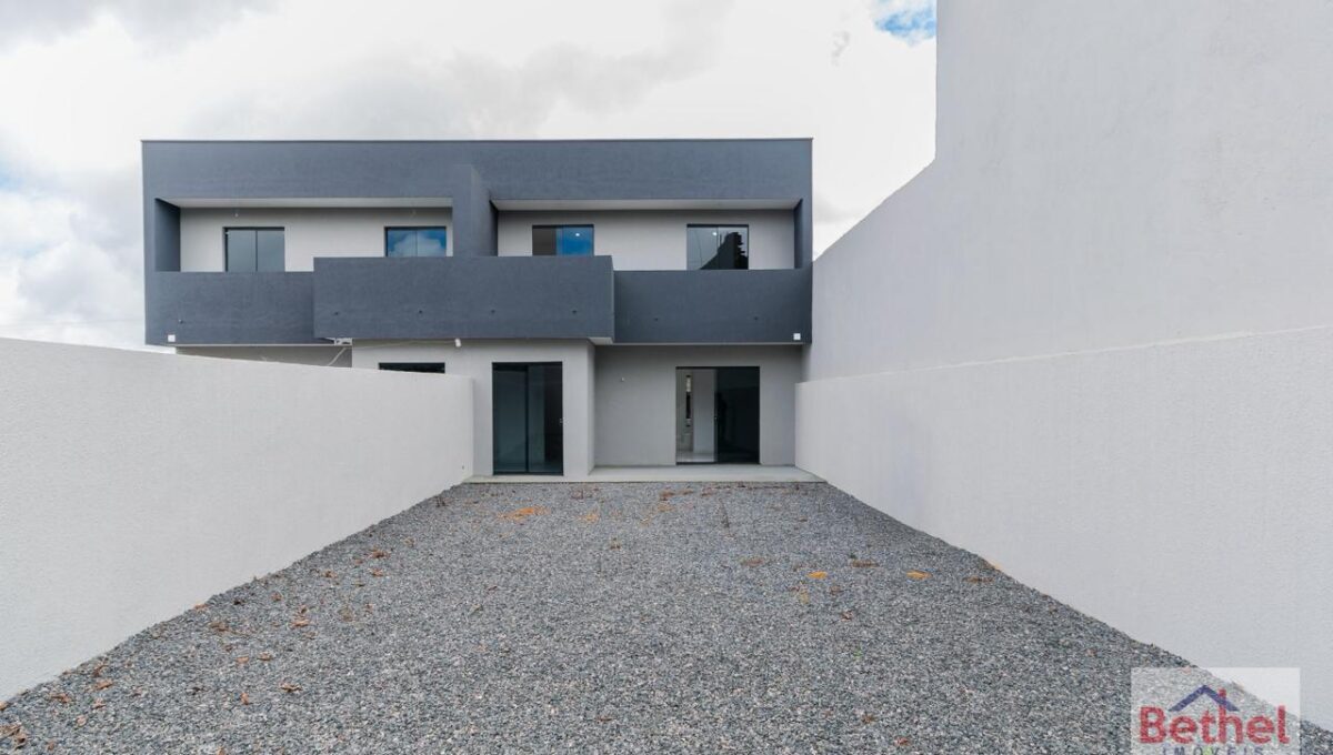 WhatsApp Image 2025-11-21 at 09.33.09